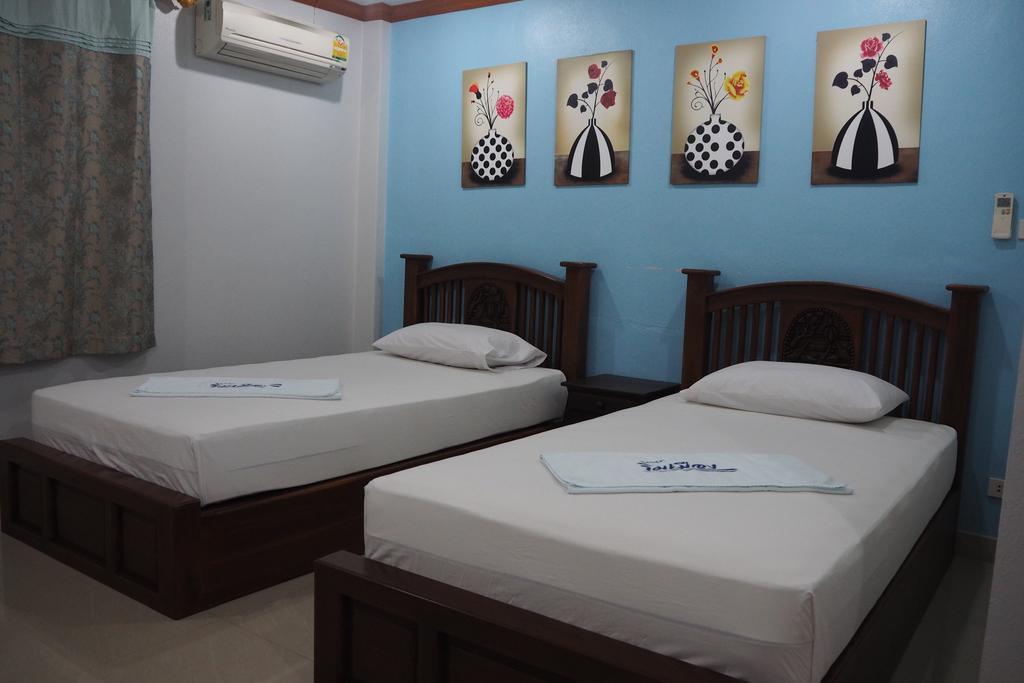 Rimmueng Resort Phanom Sarakham Bagian luar foto